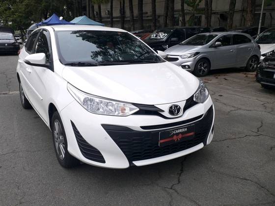 TOYOTA YARIS 1.5 16V FLEX XL PLUS CONNECT MULTIDRIVE TOYOTA YARIS 1.5 16V FLEX XL PLUS CONNECT MULTIDRIVE